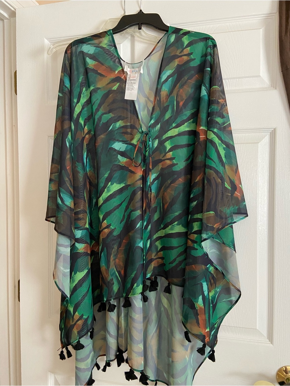 Belle Beach by Kim Gravel x Swimsuits for All women’s coverup- Size M/L